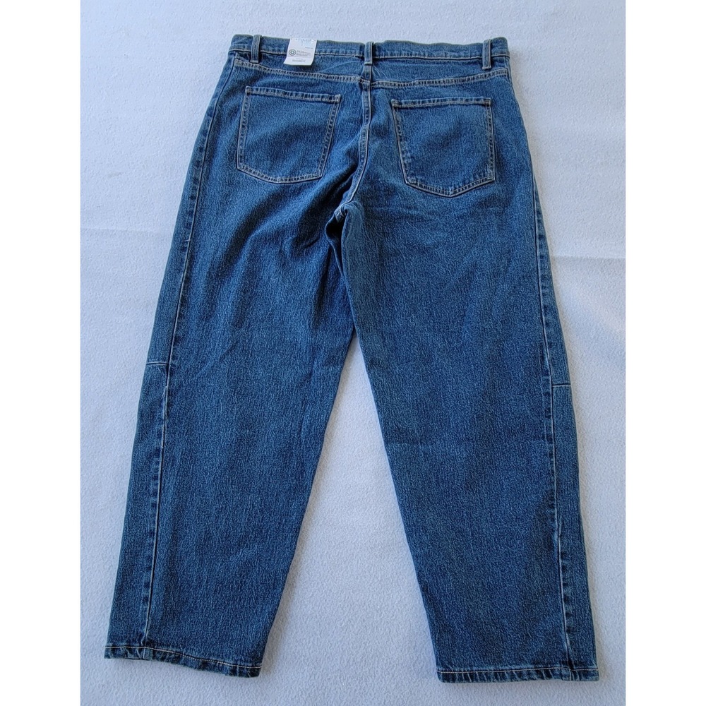 Time and Tru Women's Blue Jeans, Size 16, High Rise, Straight Stretch - Picture 12 of 15